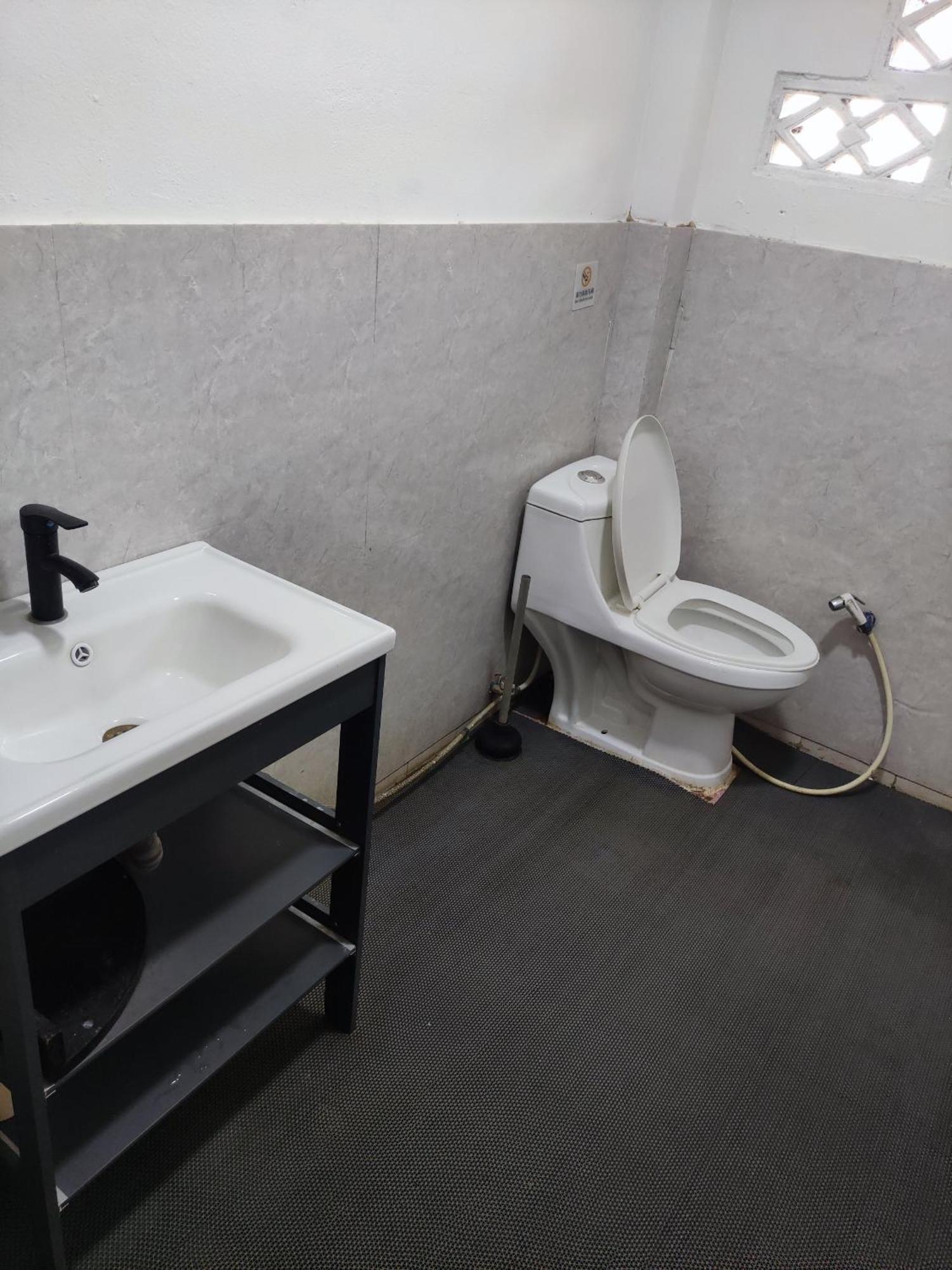Lucky Hostel لوانغ برابانغ المظهر الخارجي الصورة