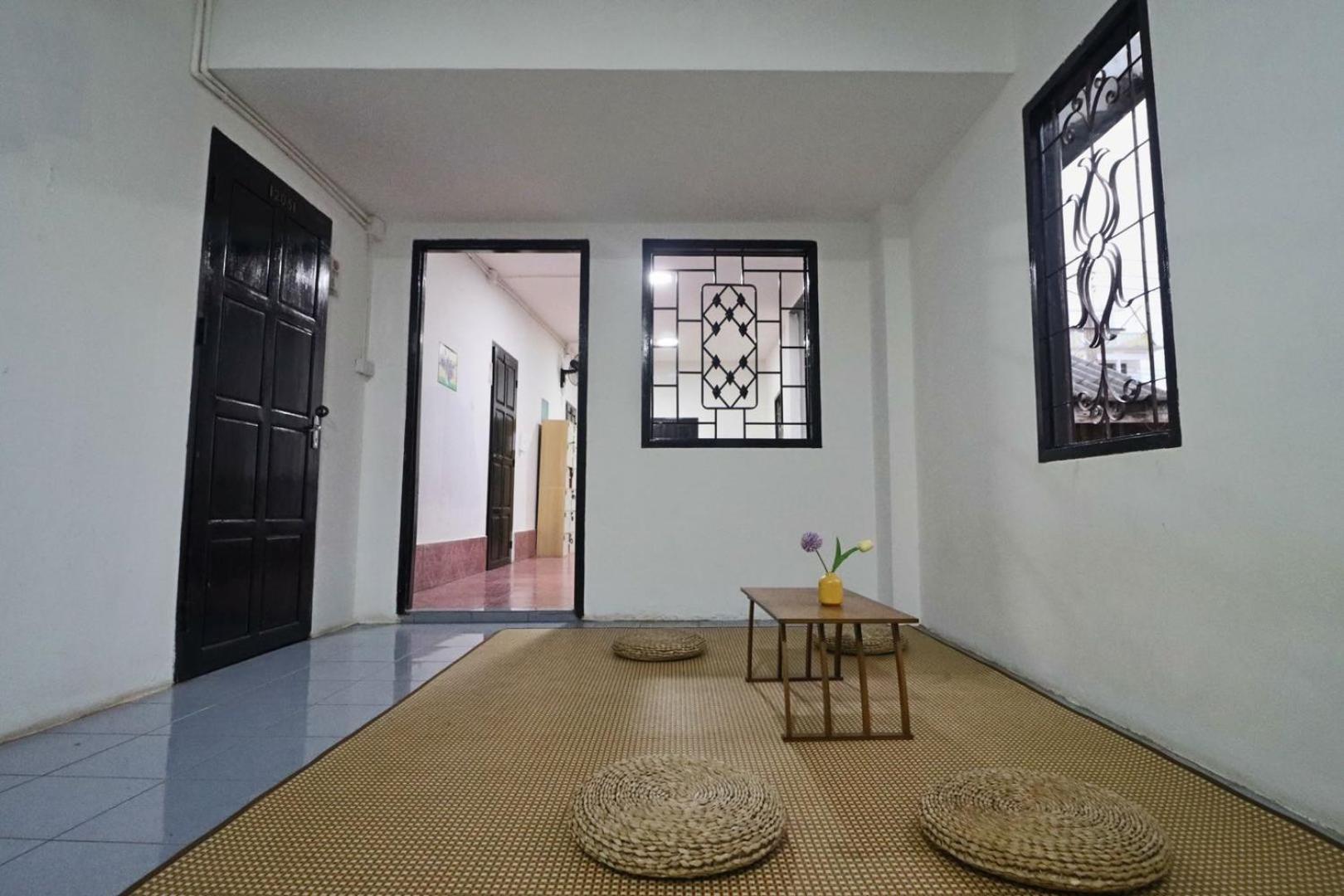 Lucky Hostel لوانغ برابانغ المظهر الخارجي الصورة